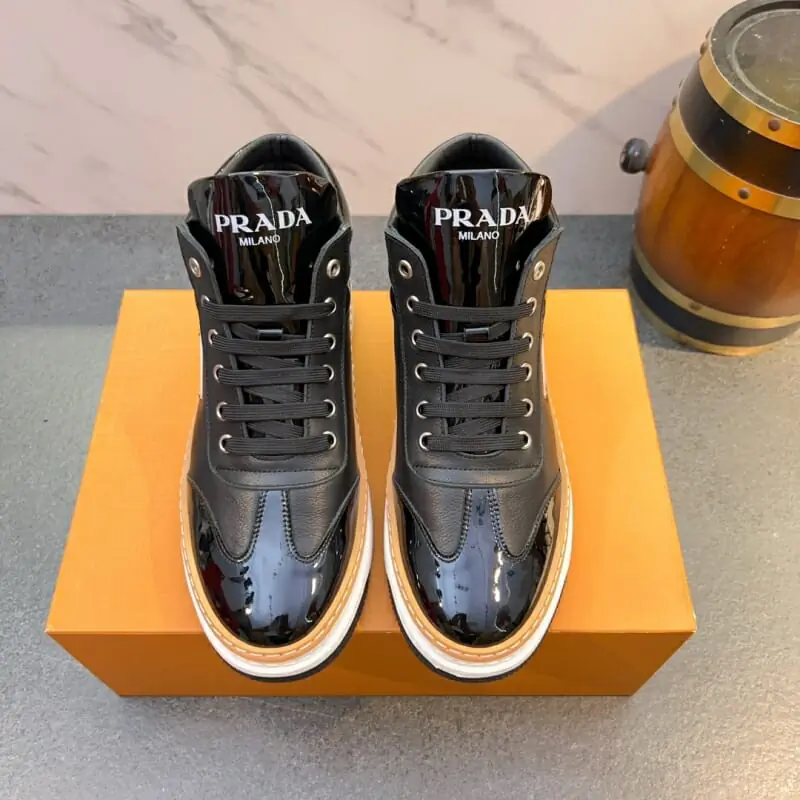 prada high top chaussures pour homme s_12564113